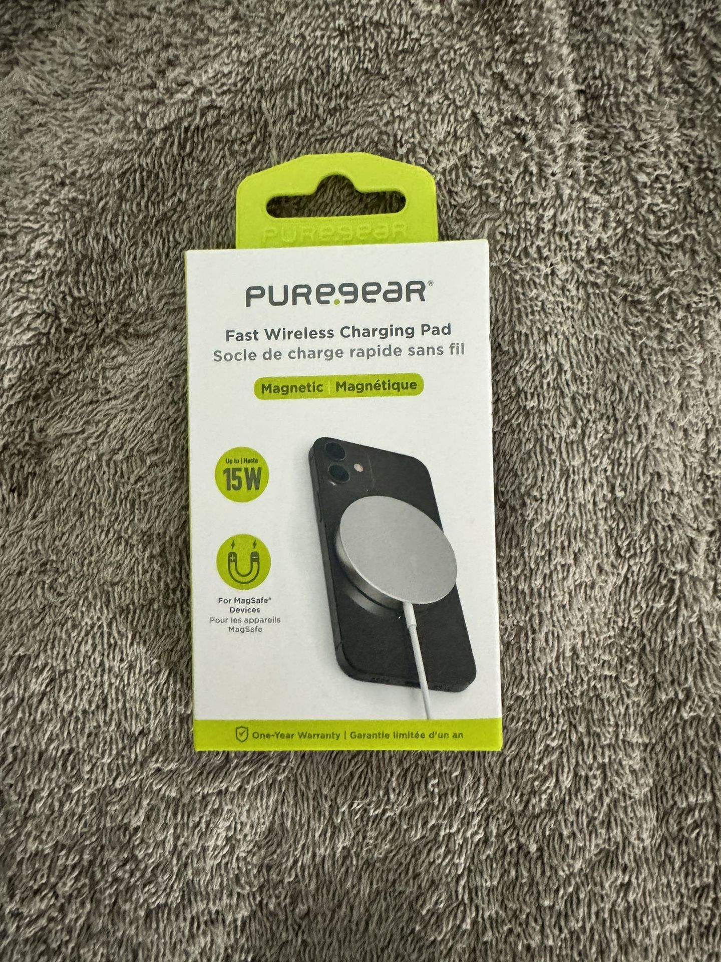 Brand New PureGear 15W MagSafe Fast Wireless Charging Pad.