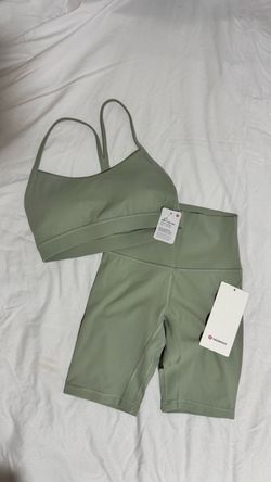 Lululemon flow y nulu bra and align high rise shorts 8”