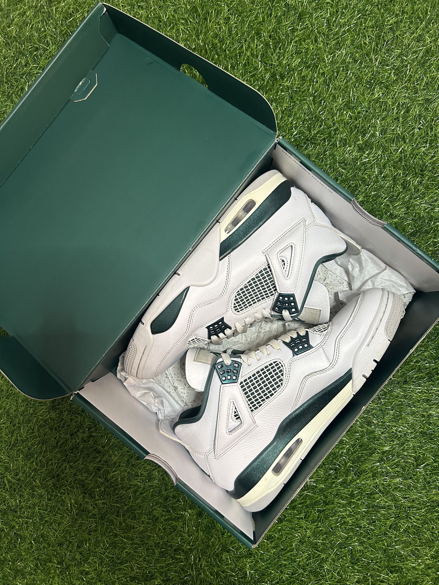 Size 9M - Jordan 4 ‘Oxidized Green’