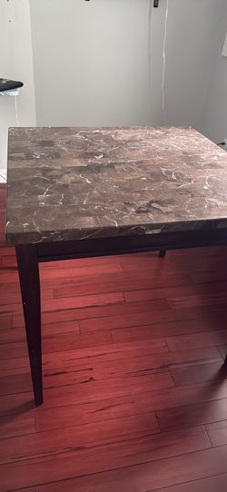 Square marble table