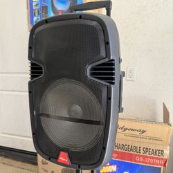 Rechargeable Music player - 15” Woofer  MICROPHONE & CHARGER INCLUDED ! Bluetooth - Fm Radio - Rechargeable  USB PORT - SD MEMORY SLOT - Portable  Com