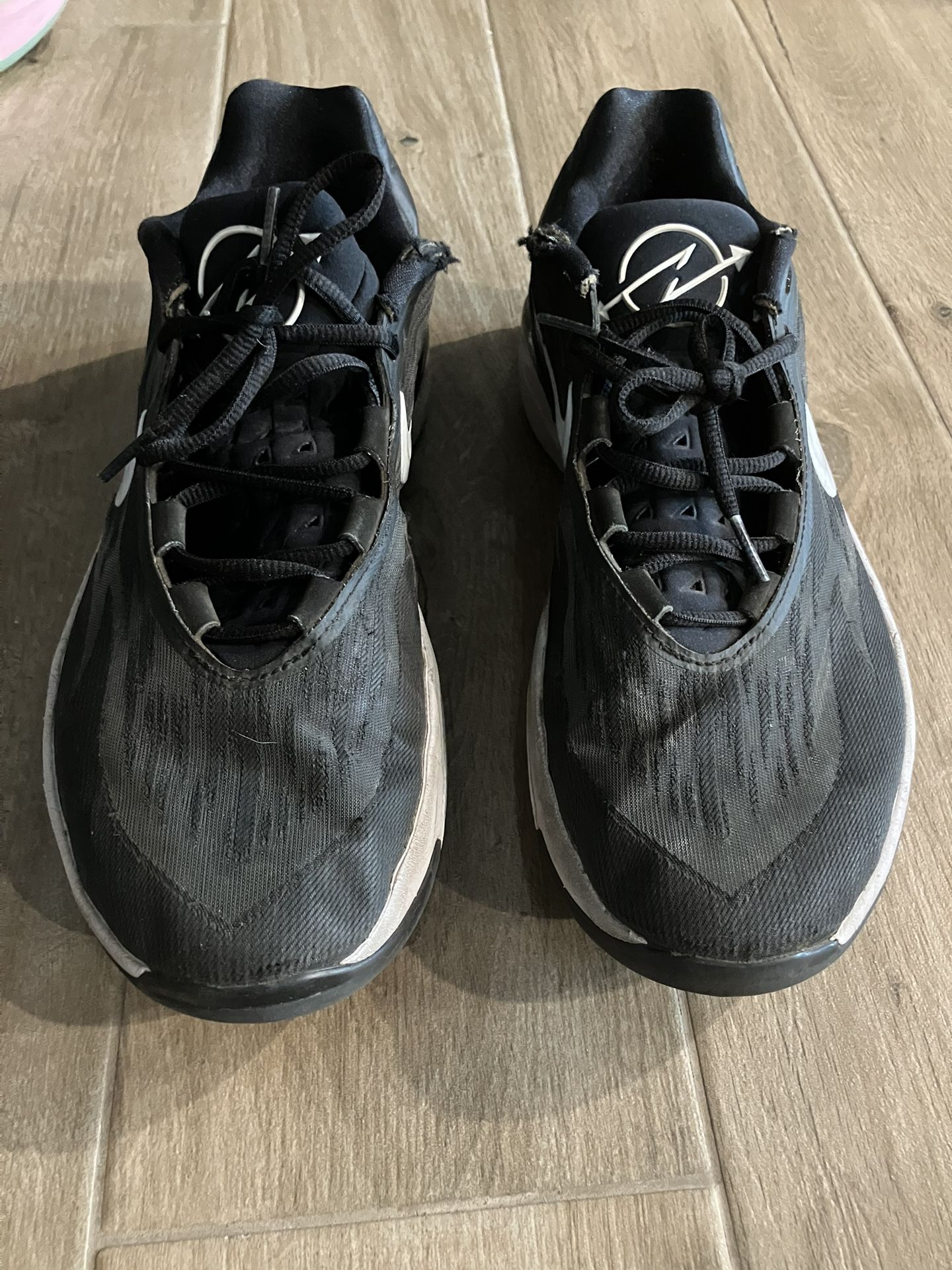 Nike G.T. Cut Size 10.5 Mens
