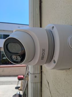 4 CAMERAS, 4 CHANNEL DVR, 2TB HARDRIVE, 1000FT OF WIRE