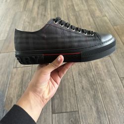Burberry Shoes 