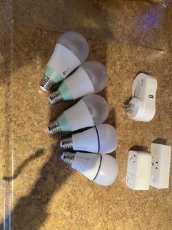 WiFi lightbulbs and outlets
