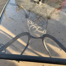 Hampton Bay Wonderful Outdoor Patio Furniture Set Glass and Metal five pieces