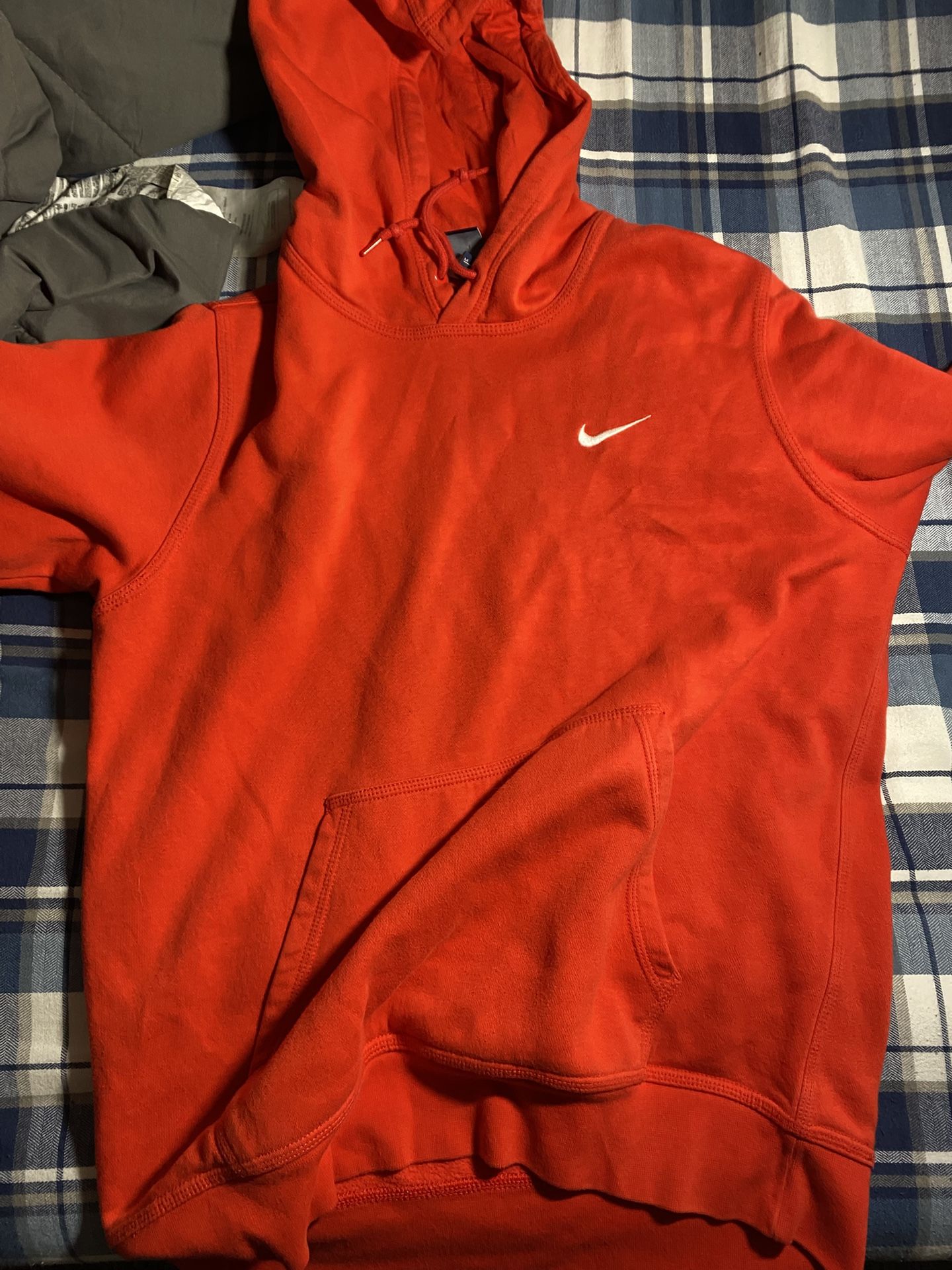 M Nike sweatshirt