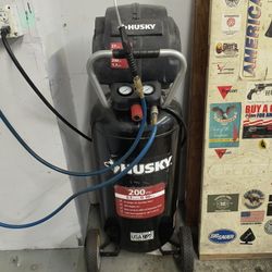 HUSKY AIR COMPRESSOR #C271H