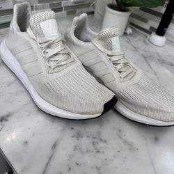 Adidas Swift Run Size Mens 10.5