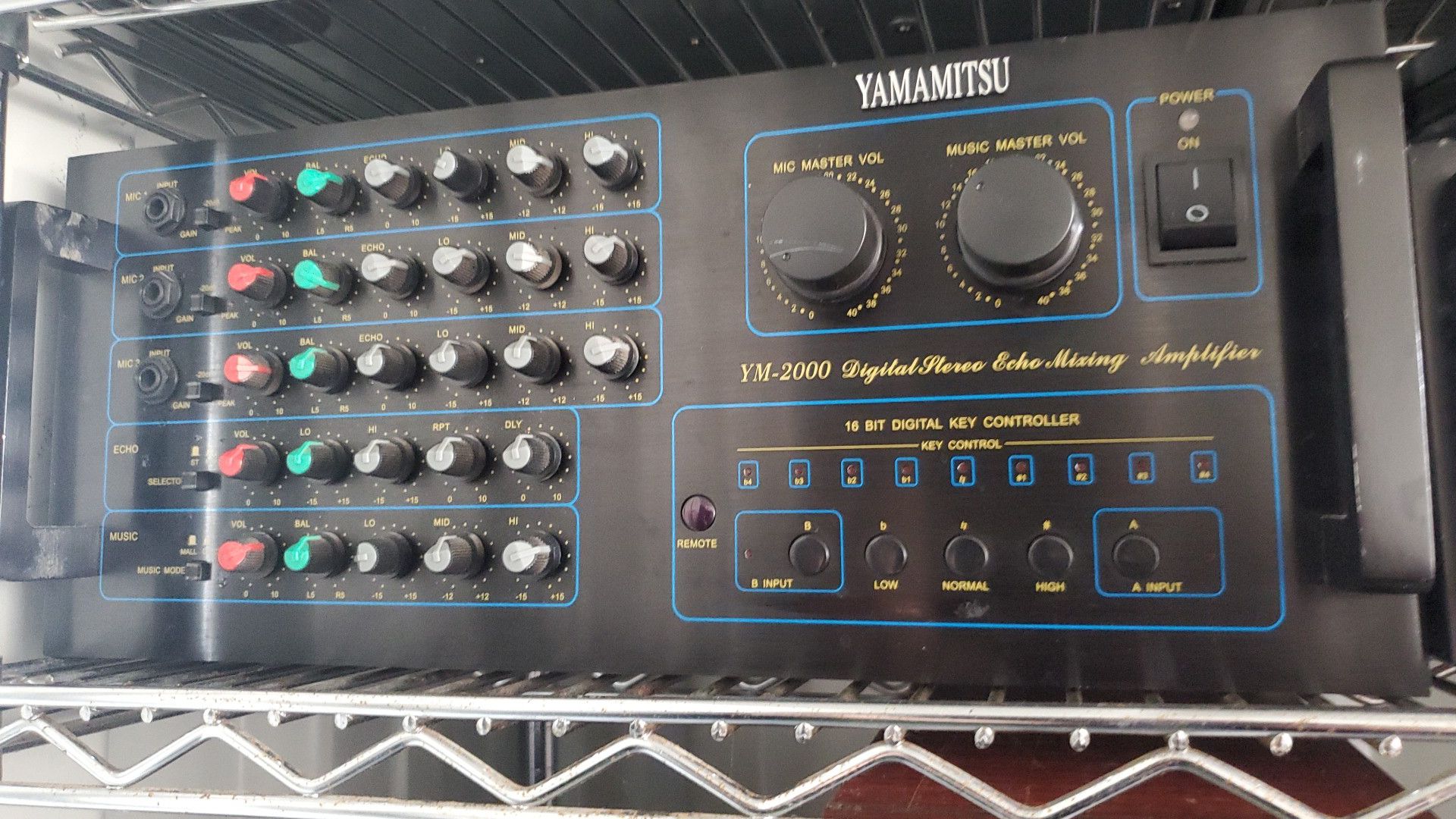 Yamamitsu YM 2000 Digital Sterio Echo Mixing Amplifier