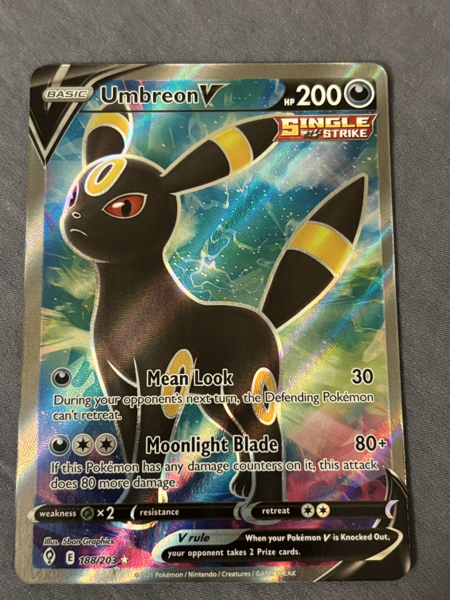 umbreon pokemon card v Umbreon V (Alternate Full Art) (189/203) - SWSH07 Evolving Skies Holofoil main image 1