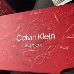 Women’s 4 piece Calvin Klein Euphoria Eau de Parfum Festive Gift set
