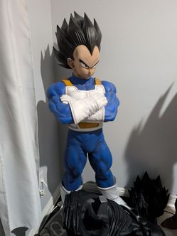 Dragon ball statue