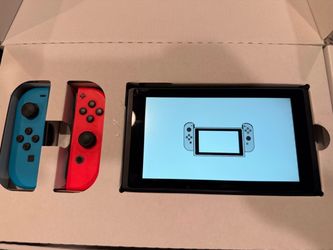 Nintendo switch,8 games,2 cases, charging station