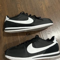 Nike Cortez size 12