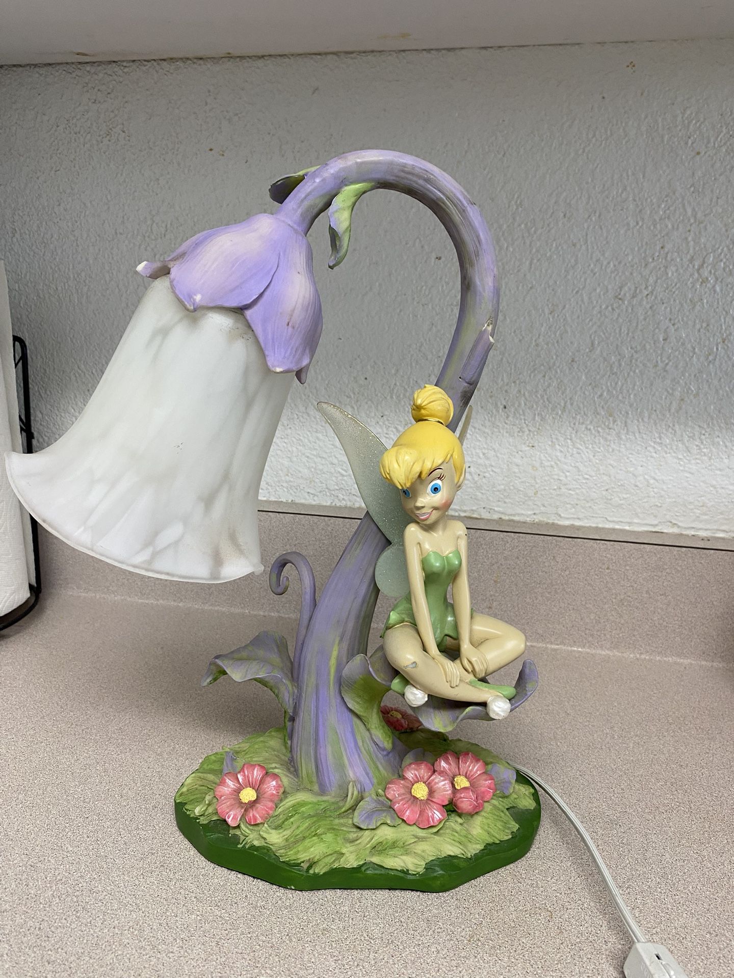 Tinker Bell lamp works one little chip