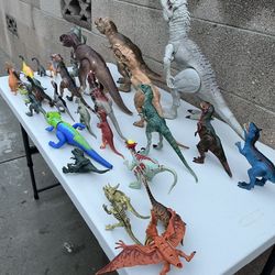 Jurassic World Park Legacy Collection Large Dinosaur Lot  31 PCs 