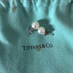 Original Tiffany & Co Pearl Earrings