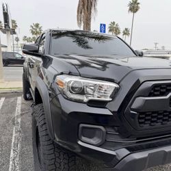 Toyota Tacoma 2021 Off Road Headlights & Taillights 