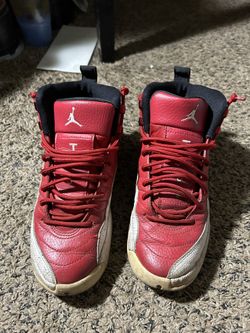 Jordan 12 Red And White 