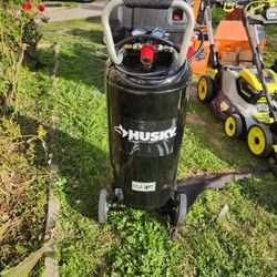 Top Rated

Husky
20 Gal. 200 PSI Oil Free Portable Vertical Electric Air Compressor