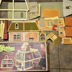 Mattel THE LITTLES Home Victorian Dollhouse Doll House Used