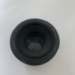 Canon 50mm 1:18 STM EF Lens