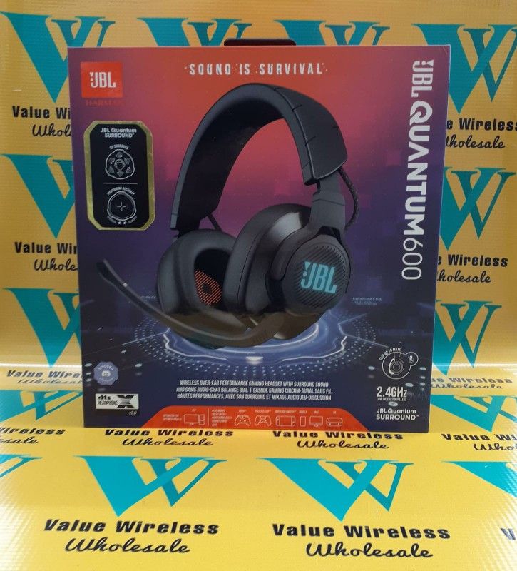 JBL Quantum 600 headphones