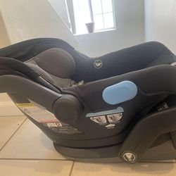Uppababy Infant Carseat