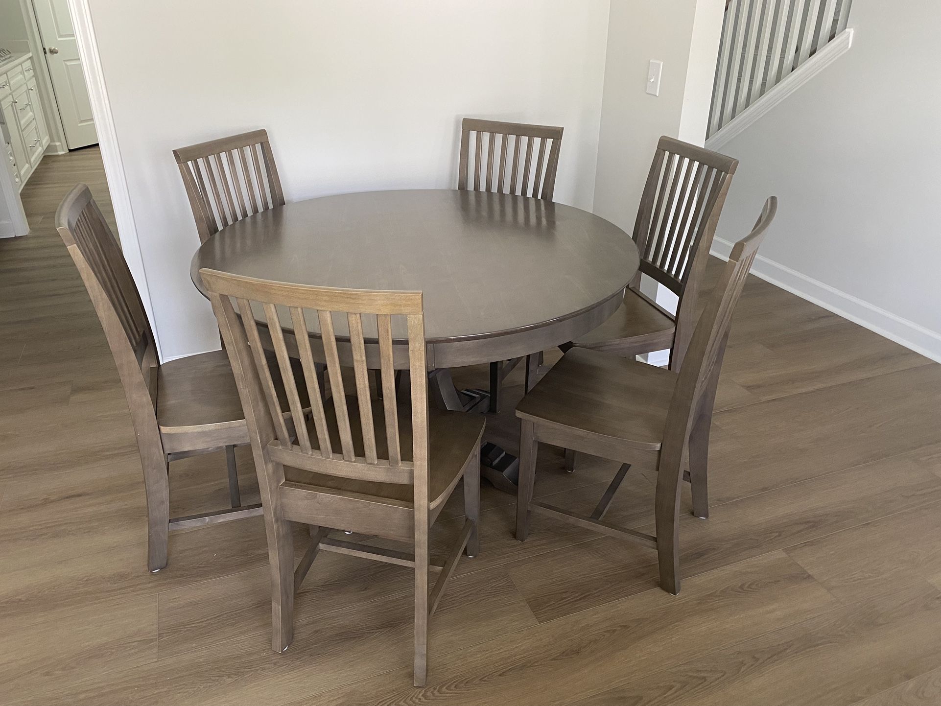 Woodys Dining Room Table