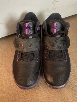 Kyrie Flytrap 3s Size 9