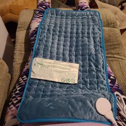 Extra large heating pad, electric heating pad
