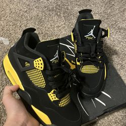 Jordan 4 Yellow Thunder SZ10
