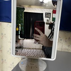 Ihome Mirror And Bluetooth Speaker 
