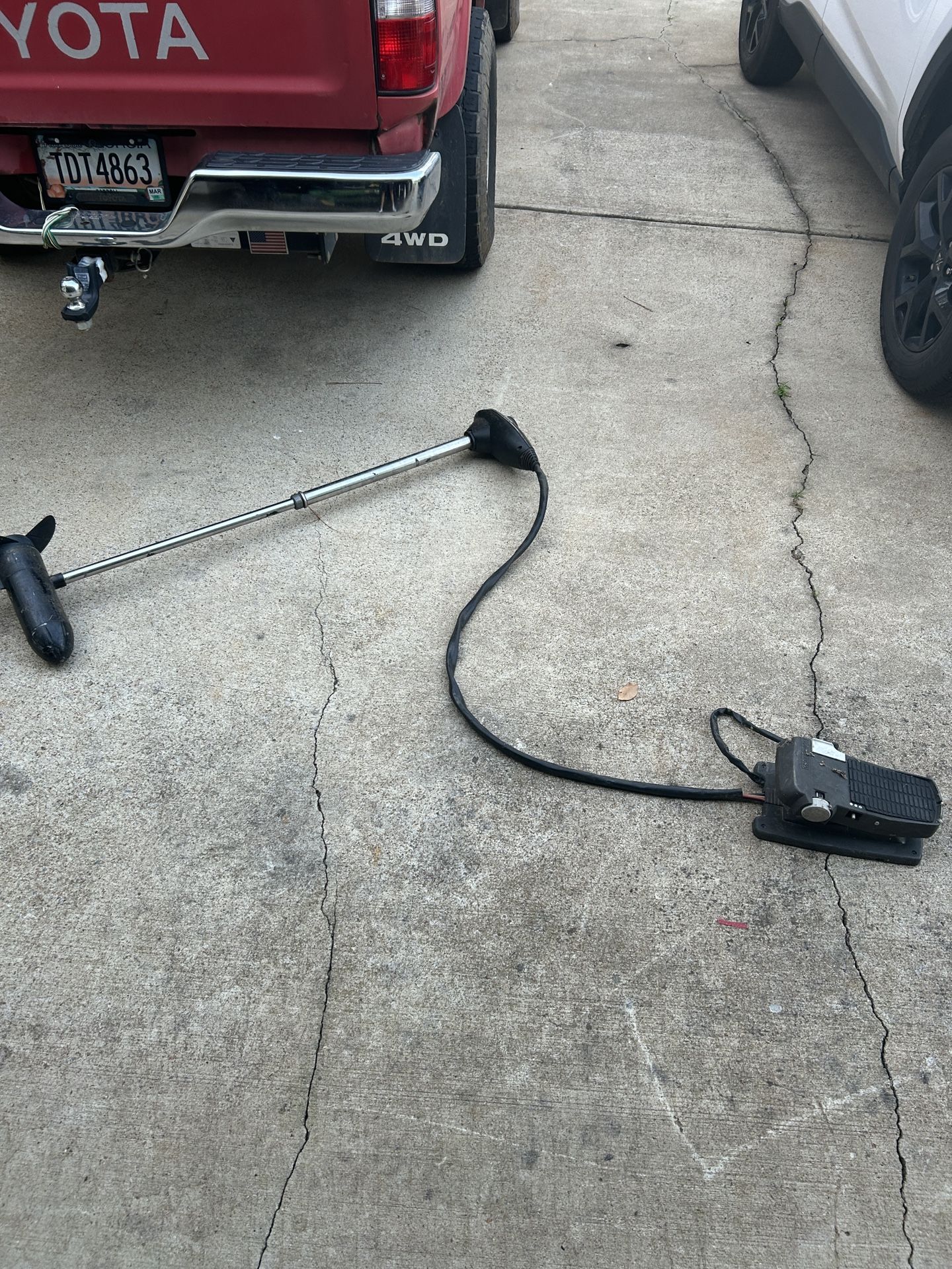 MotorGuide 71 lb Trolling Motor – 24V (with Mounting Bracket)