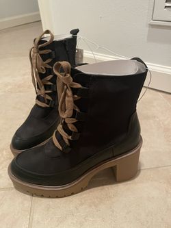 New Boots Size 8