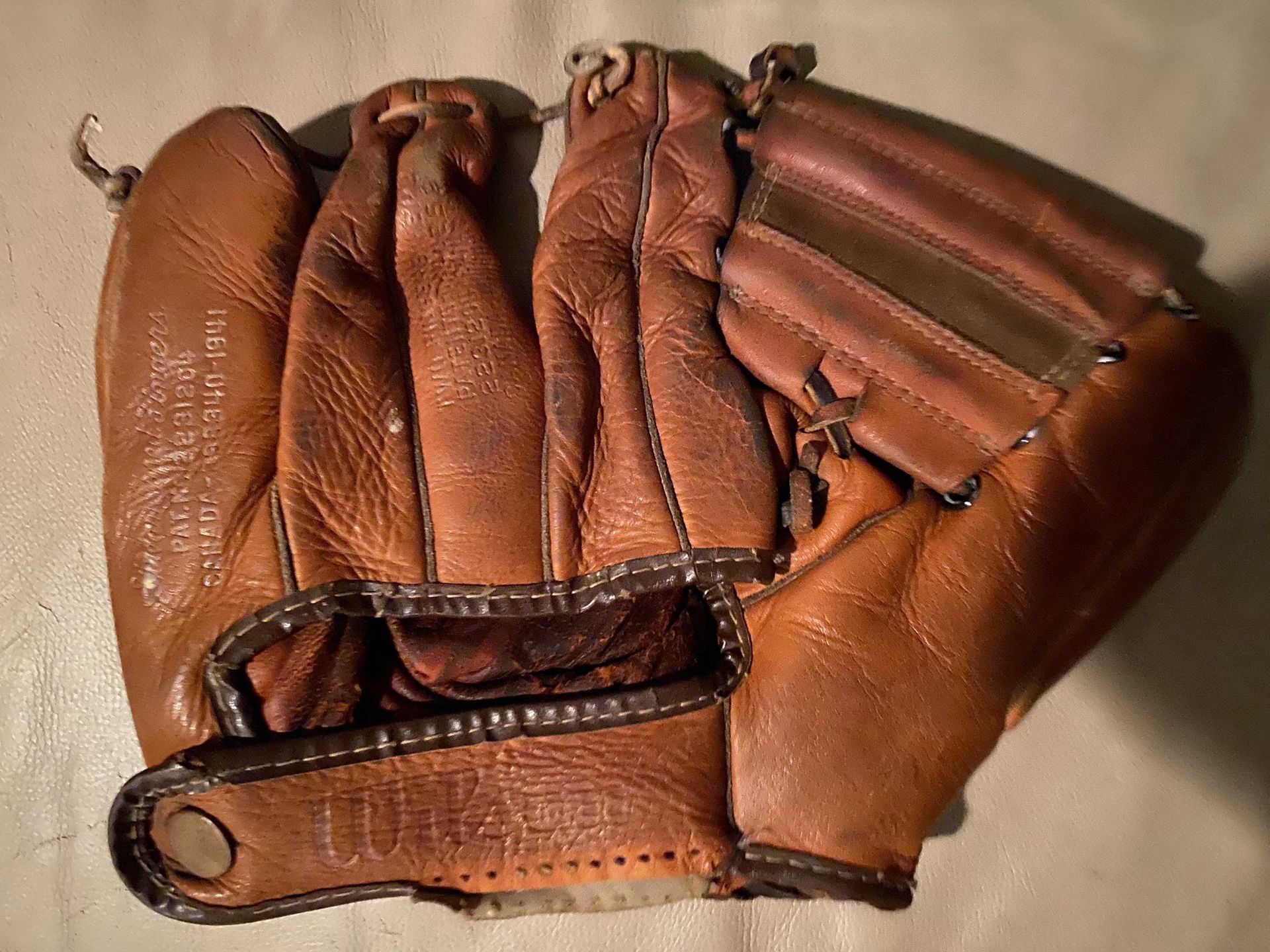 Vintage Wilson baseball glove $50