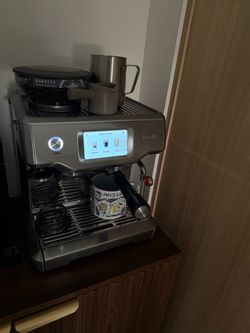 Breville Espresso Machine with Touchscreen