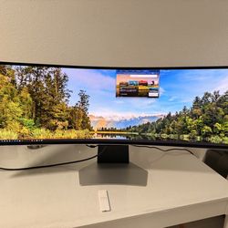 Samsung Odyssey G9 G95SD 49" QD‑OLED Smart TV (Tizen) + Remote - Brand New