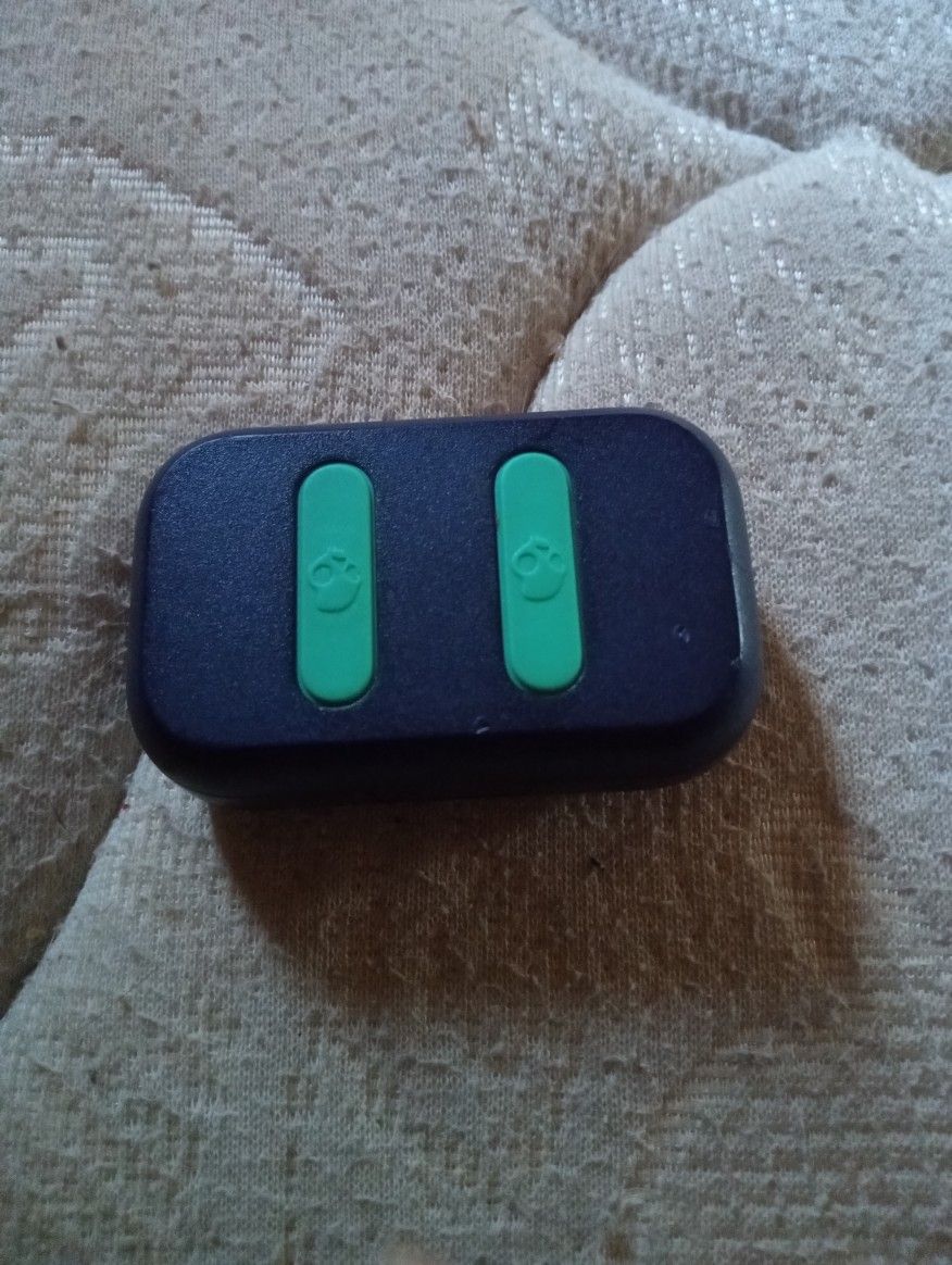 Skull Candy Bluetooth Headphone For Sale Or Trade