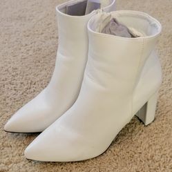 Size 8 White Boots/booties (Heels)
