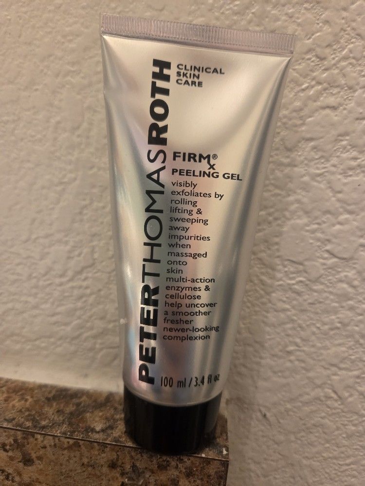 Peter Thomas Roth Peeling Gel Face Scrub