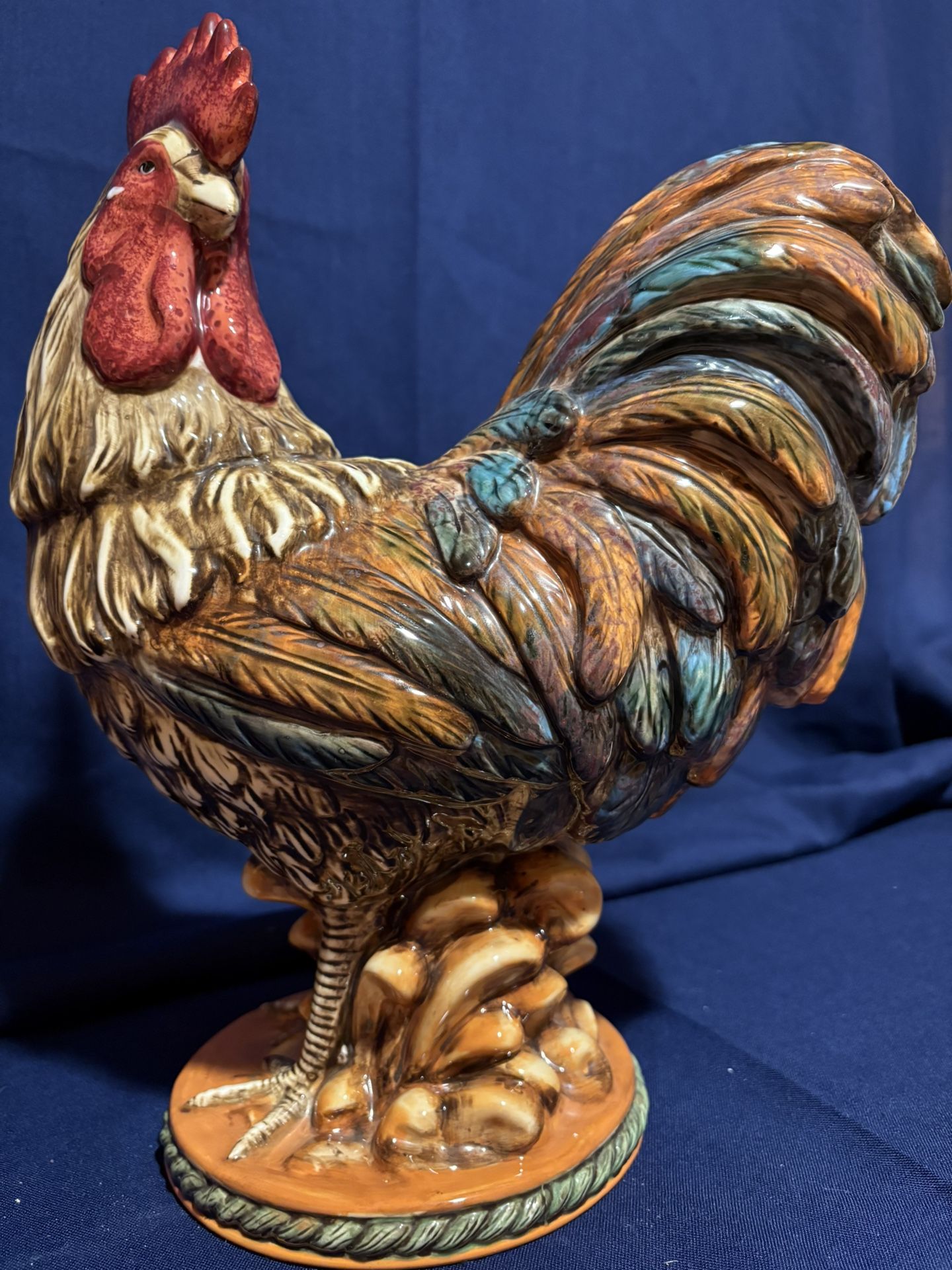 Grassland Road Beautiful Big Rooster