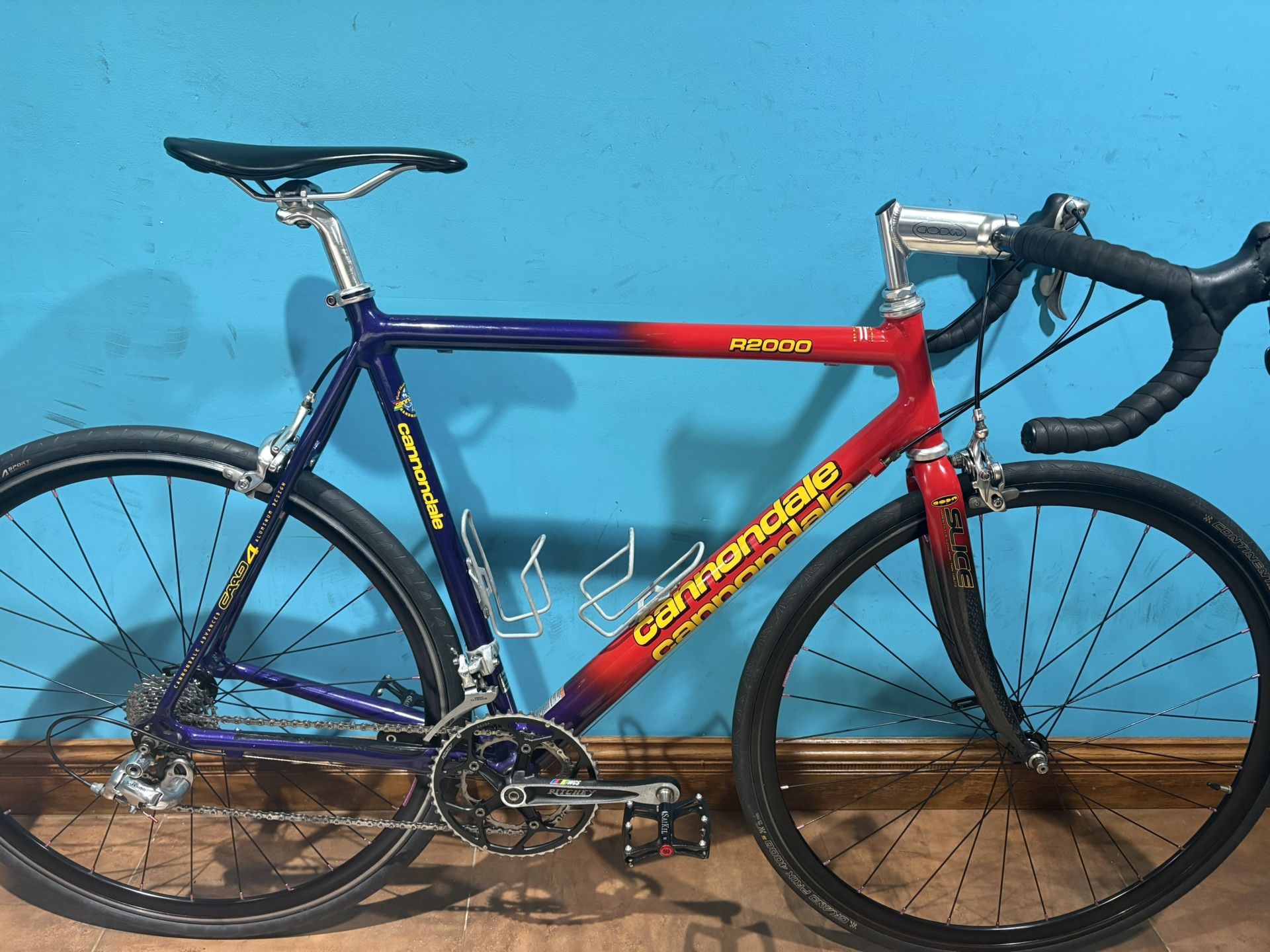 Cannondale R2000 Road Bike 58cm