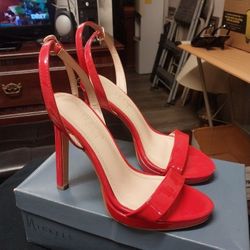 Red  Heels  👠 