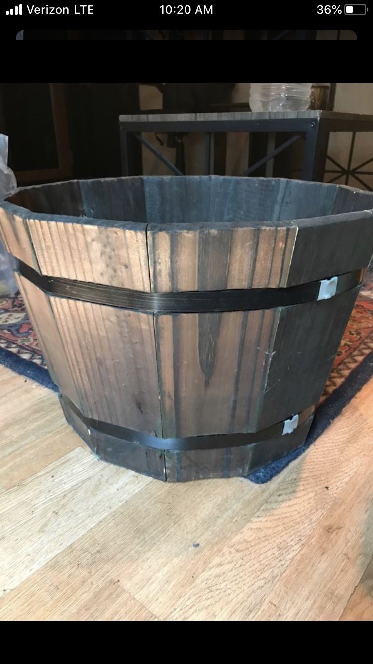 Pennington 20 inch Barrel Planter Box
