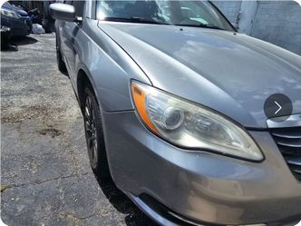 2014 Chrysler 200