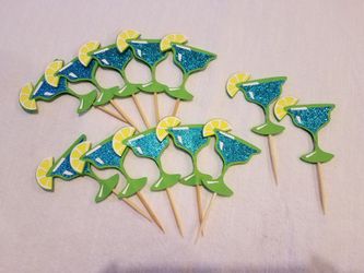 12 Margarita Cupcake Toppers