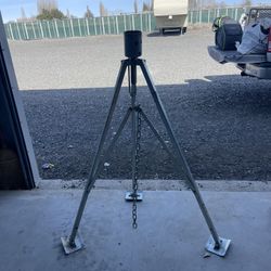 Tripod Stabilizer For 5th Wheel