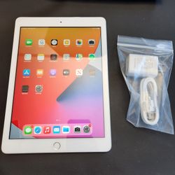Apple iPad 6 - Wifi + Cellular - Like New 